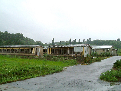 新潟県農業総合研究所畜産研究センターの鶏舎の様子