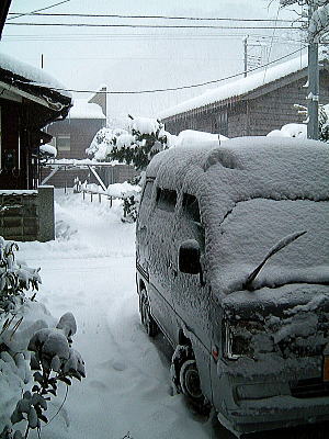 豪雪が続く新潟
